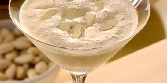 Яичный коктейль с виски