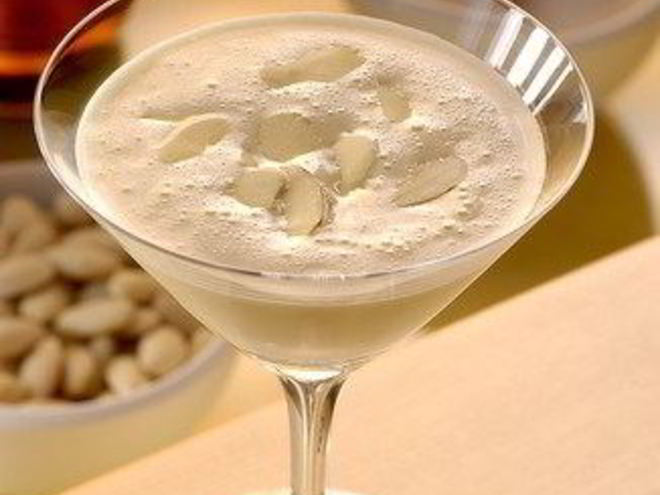 Рецепт яичного коктейля с виски