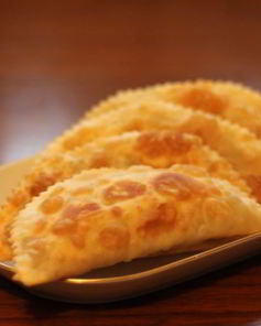 Чебуреки на молоке с водкой