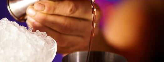 коктейль moscowpolitan. Шаг 5