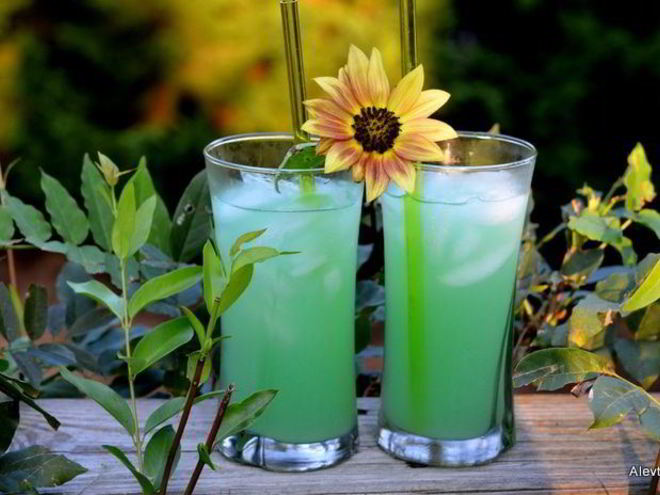 Рецепт коктейля с кюрасао ликером