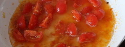 паста с водкой, семгой и помидорками черри. Шаг 6