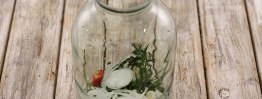 соленые огурцы с водкой. Шаг 3