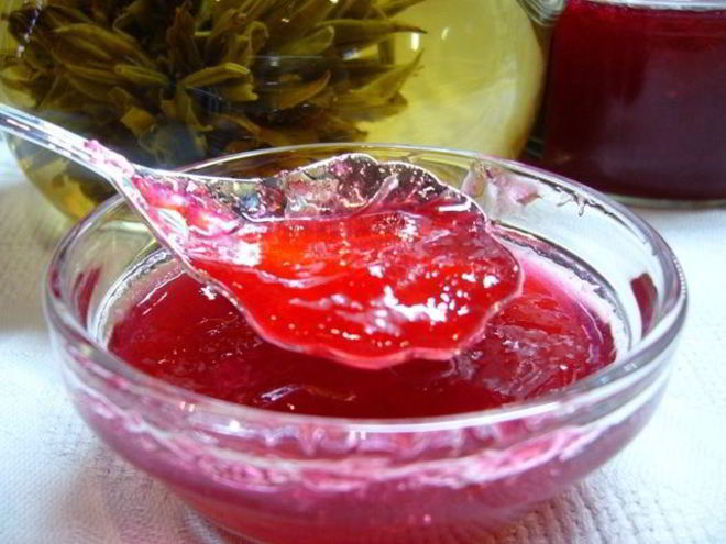 Рецепт желе из красной смородины с водкой