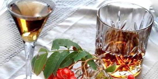 Ликер из красной рябины