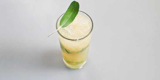 Грушевый лимонад с шалфеем