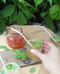 Лимонад Персик-Базилик