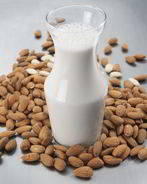 Миндальное молока