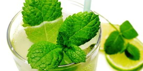 Алкогольный напиток в стиле Мохито