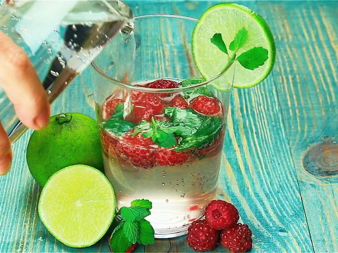Рецепт малинового мохито