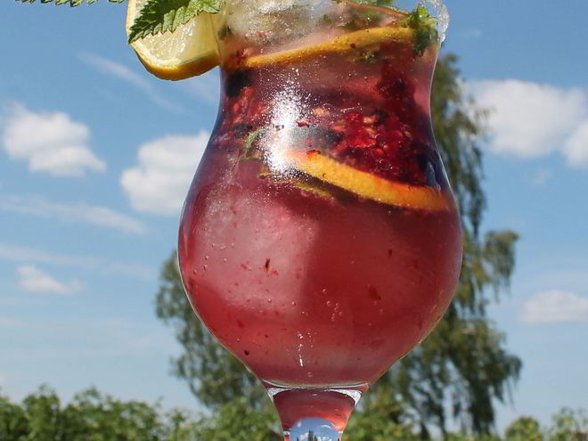 Рецепт мохито со смородиной и мятой