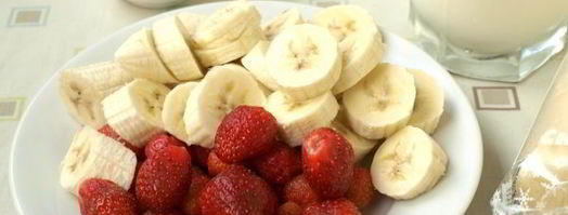 клубнично-банановый молочный коктейль. Шаг 5