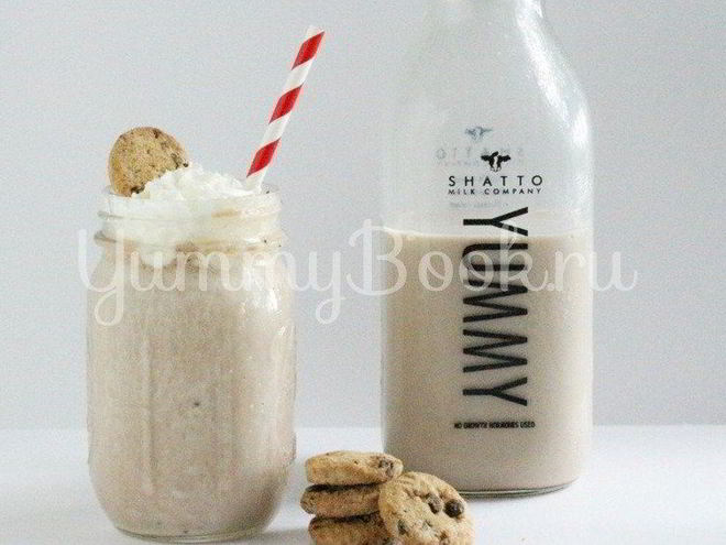 Рецепт коктейля молочного с кусочками фруктов и шоколада