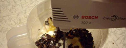 коктейль молочный с кусочками фруктов и шоколада. Шаг 17