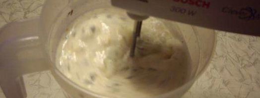 коктейль молочный с кусочками фруктов и шоколада. Шаг 21