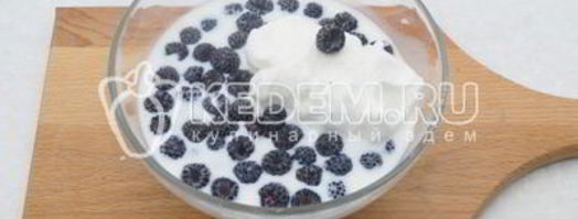 молочно-ежевичный коктейль чудо. Шаг 6