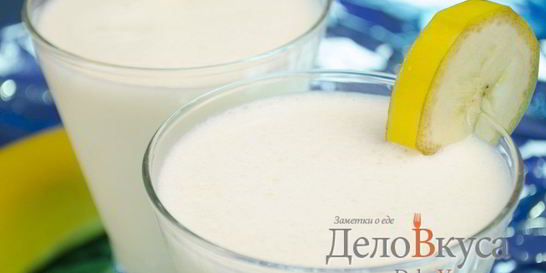 Молочный коктейль с бананом и мороженым