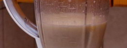 молочный коктейль с бананом и шоколадом. Шаг 3