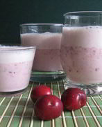Молочный коктейль с черешней