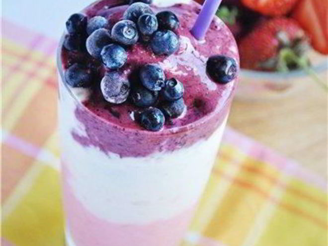 Рецепт молочного коктейля с черникой