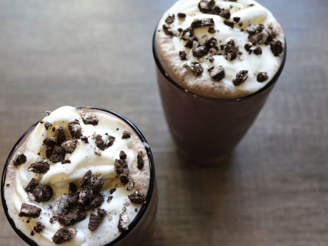 Рецепт молочного коктейля с печеньем орео