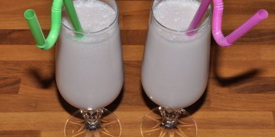 Ванильный молочный коктейль