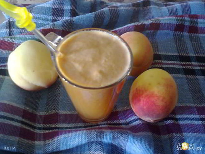 Рецепт персиково-изюмного морс