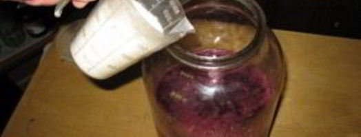 наливка из крыжовника и черной смородины. Шаг 3