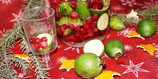 Фейхоа настойка