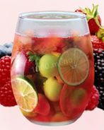 Коктейль игристая Сангрия с ликером Куантро