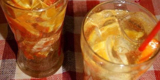 Коктейль Сангрия с шампанским