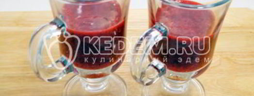 брусничный смузи со сливками. Шаг 6