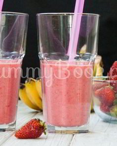 Клубнично-банановый смузи