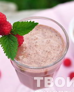 Шоколадно-малиновый смузи для взрослых