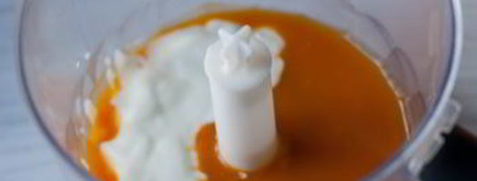 смузи из клубники, манго и апельсина. Шаг 5