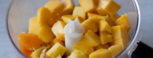 смузи из клубники, манго и апельсина. Шаг 6