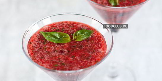 Смузи из клубники с базиликом