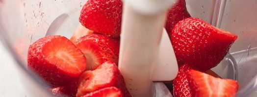 смузи из клубники с базиликом. Шаг 3