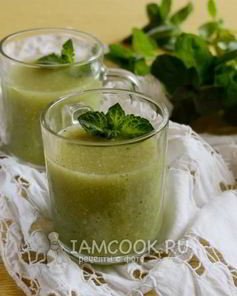 Смузи с авокадо и яблоками