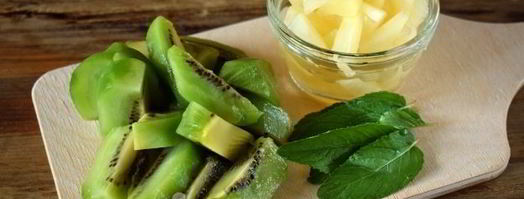 смузи с консервированным ананасом и киви. Шаг 9