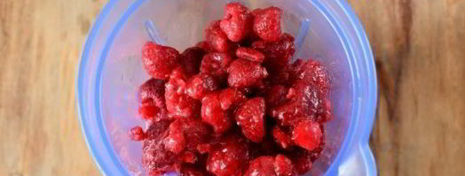 смузи с малиной и красным апельсином. Шаг 6