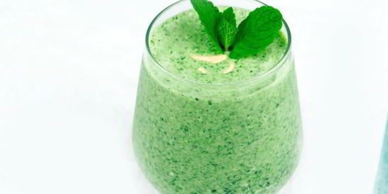 Вкуснейший смузи из шпината