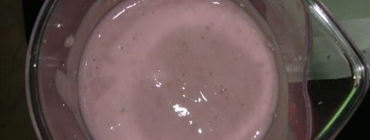 земляничный смузи с мюсли. Шаг 3