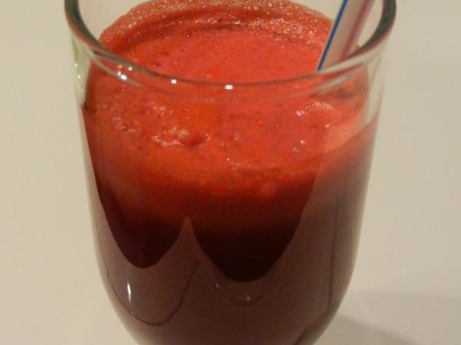 Рецепт сока из свеклы, яблок, моркови и лимона