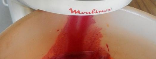 сок из свеклы, яблок, моркови и лимона. Шаг 7