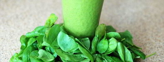 сок из яблока моркови и шпината. Шаг 3