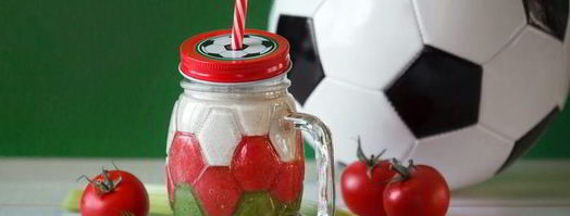 томатный сок с зеленой гречкой, сельдереем и сметаной. Шаг 15