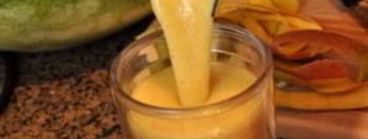 витаминный напиток из киви, апельсина, винограда и манго. Шаг 7