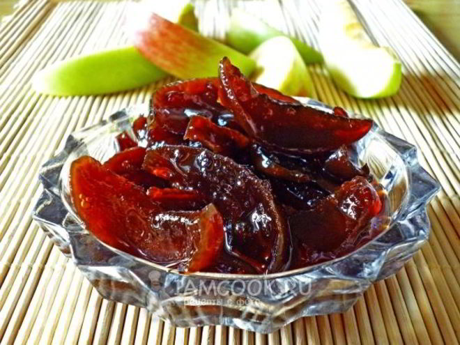 Рецепт яблочных долек в грушевом сиропе