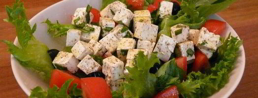 греческий салат с маринованным сыром. Шаг 3